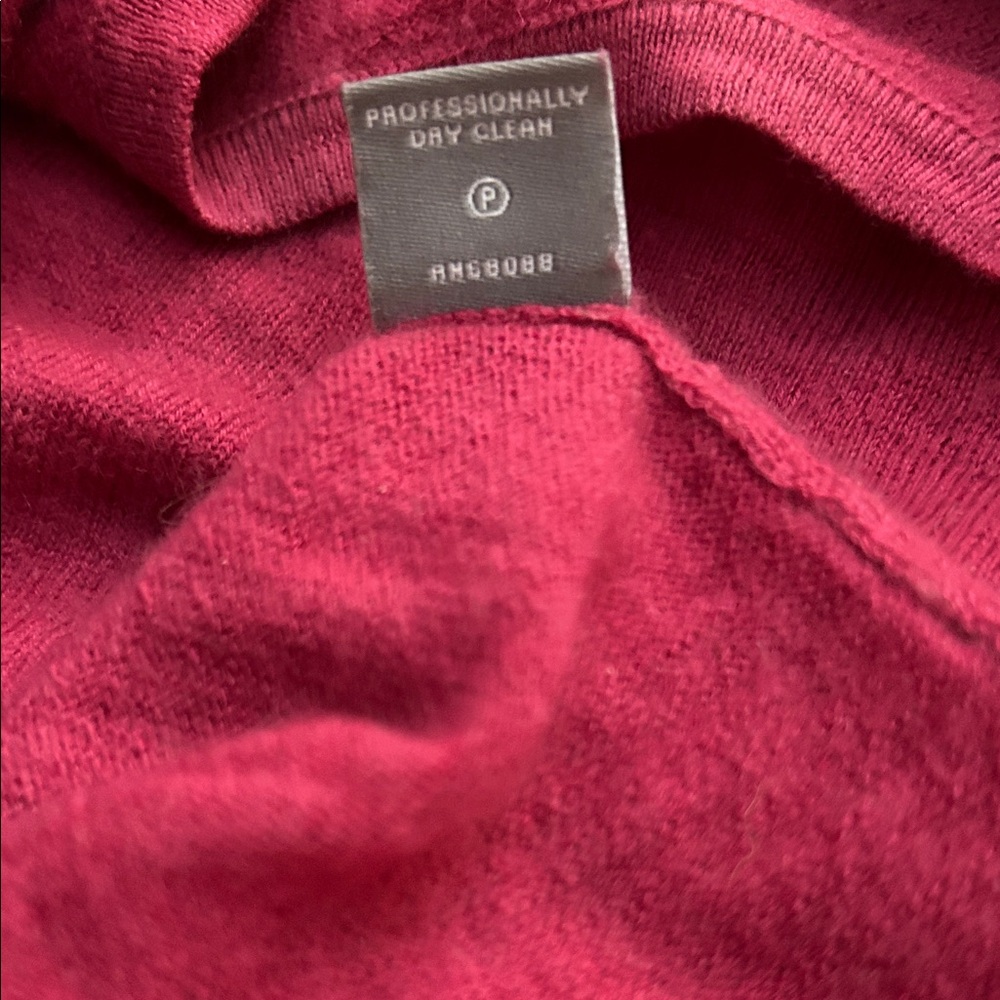 Neiman Marcus Cashmere Sweater- Raspberry Pink - Picture 3 of 4